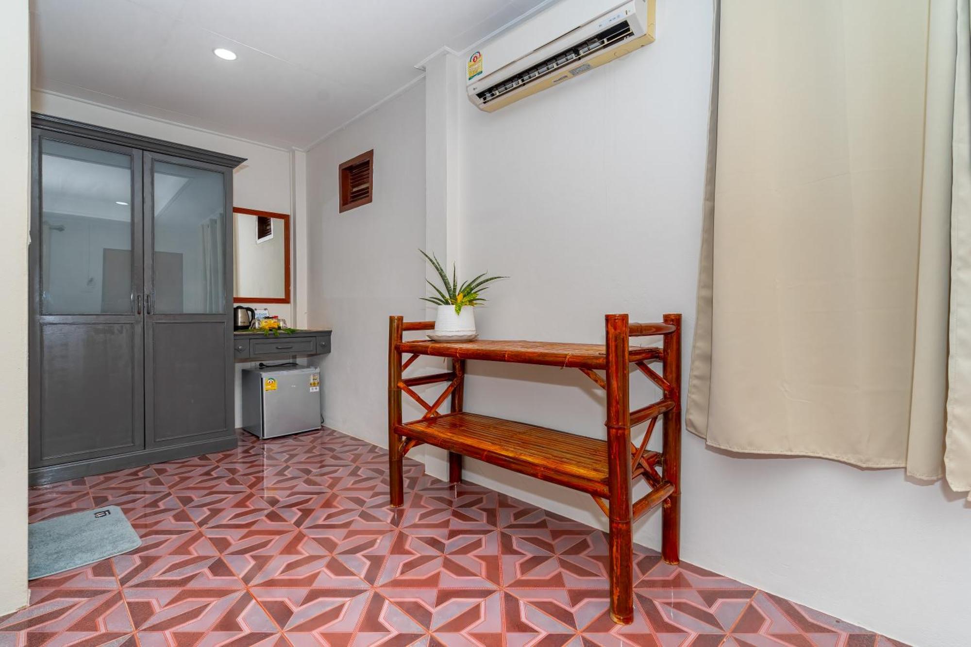 Lanta Beachfront Resort Koh Lanta Ngoại thất bức ảnh