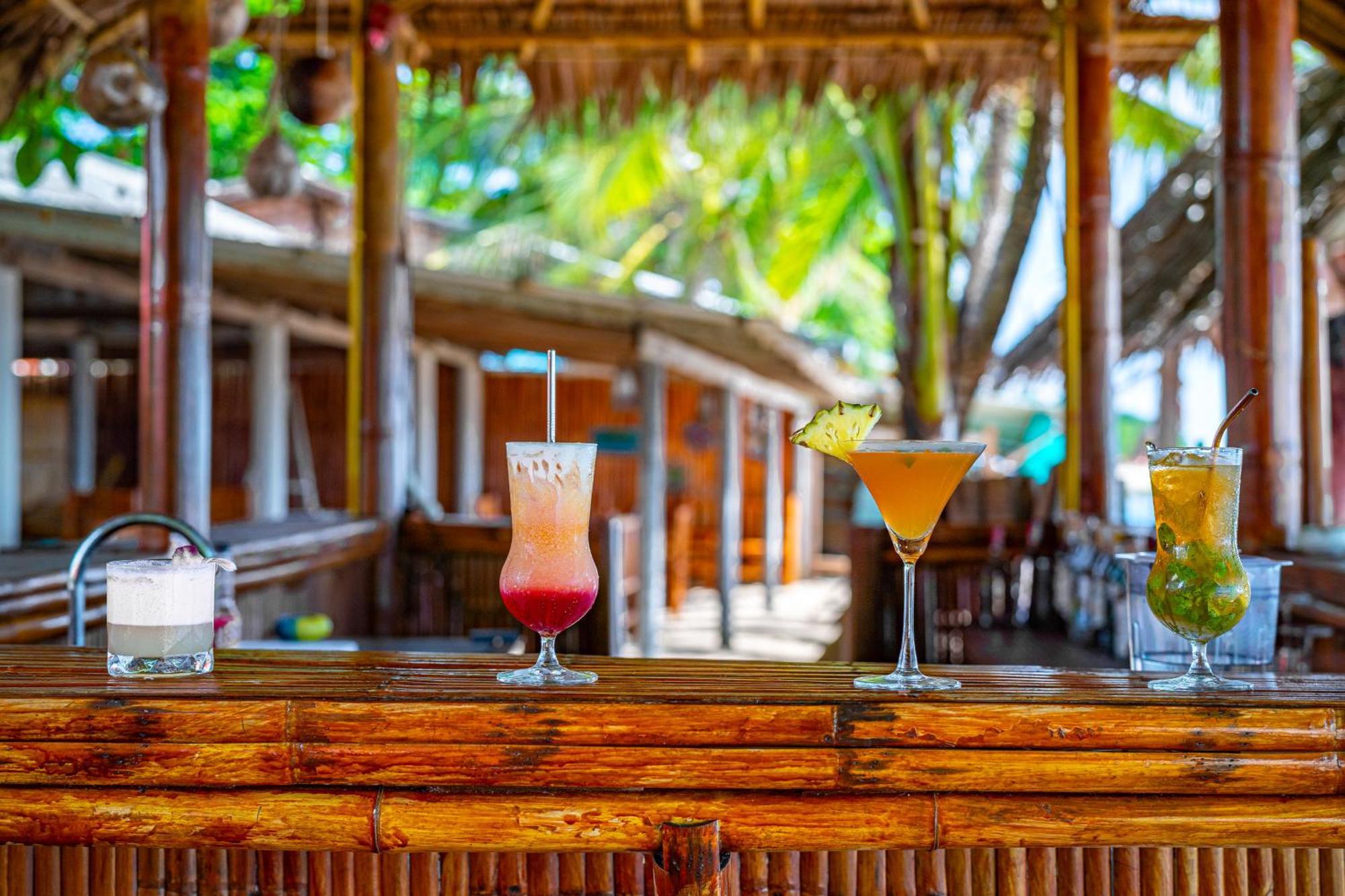 Lanta Beachfront Resort Koh Lanta Ngoại thất bức ảnh
