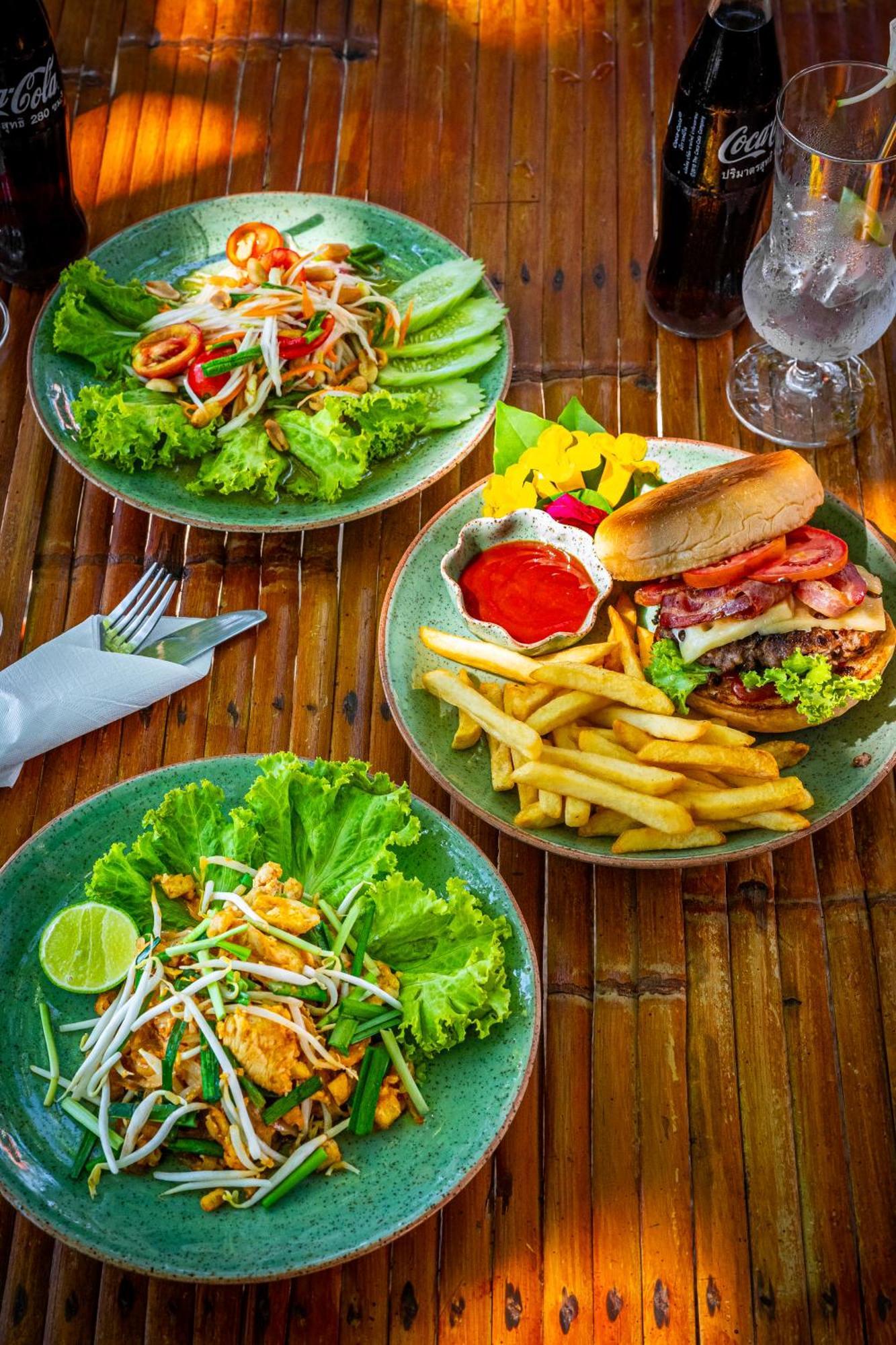 Lanta Beachfront Resort Koh Lanta Ngoại thất bức ảnh