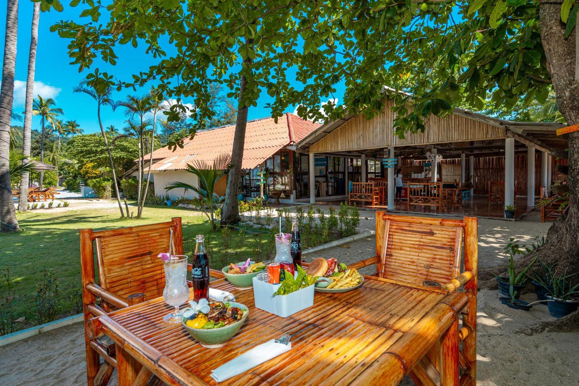 Lanta Beachfront Resort Koh Lanta Ngoại thất bức ảnh