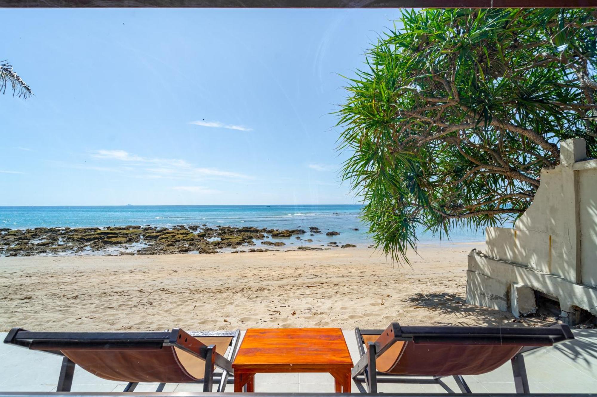 Lanta Beachfront Resort Koh Lanta Ngoại thất bức ảnh