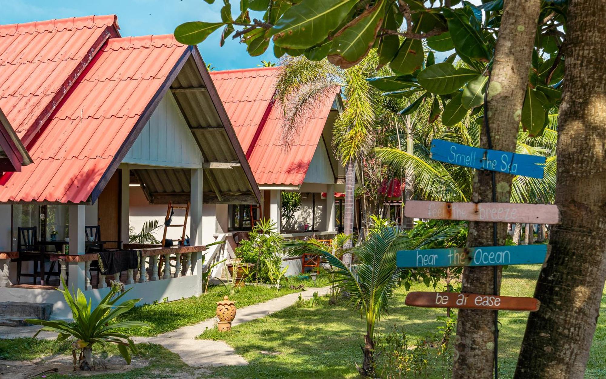 Lanta Beachfront Resort Koh Lanta Ngoại thất bức ảnh